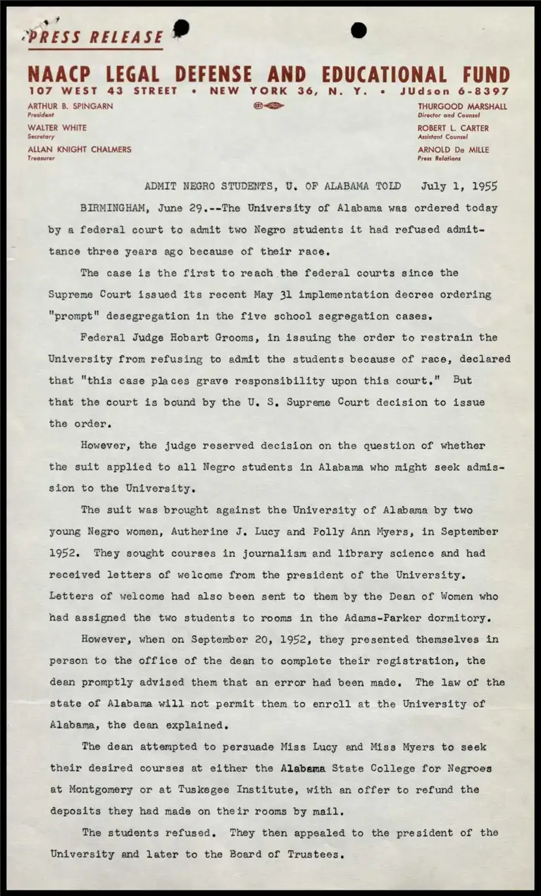 Admit Negro Studetns, U. of Alabama Told preview
